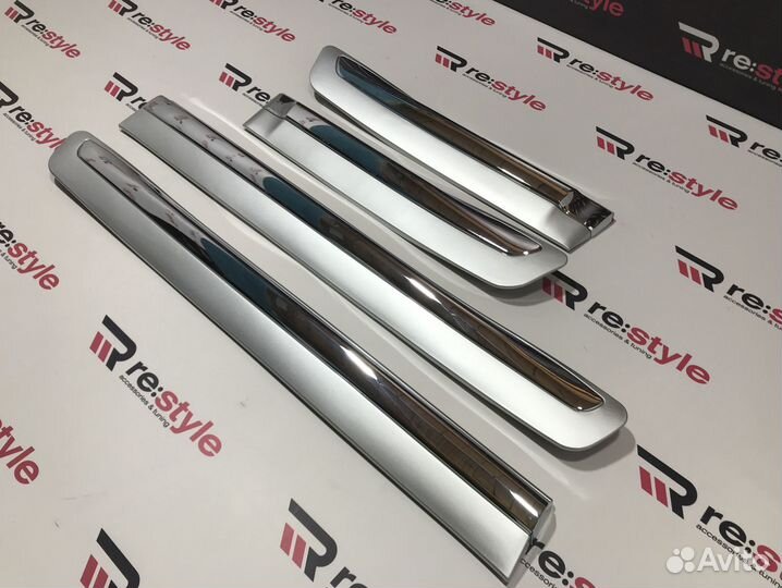 Молдинги дверей Lexus LX570 2012-2015 N610