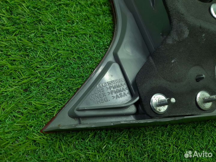 Фонарь задний левый Honda Civic 4d hybrid USA