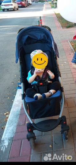Прогулочная коляска