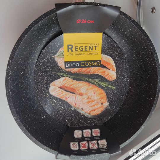 Новая сковорода Regent Inox 26 см с крышкой