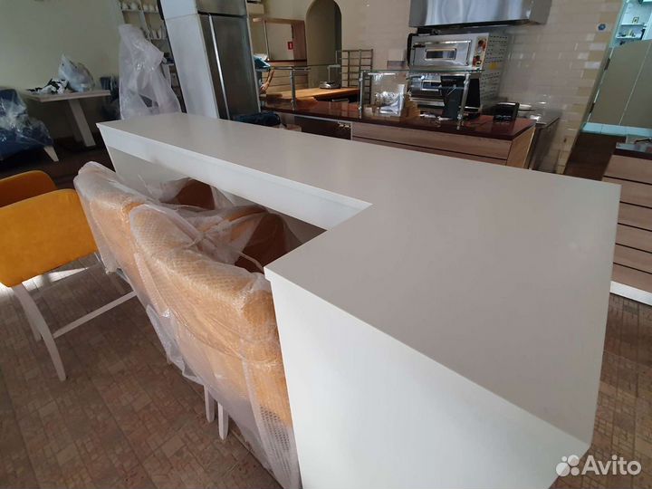 Стойка администратора, рецепшен, барная стойка