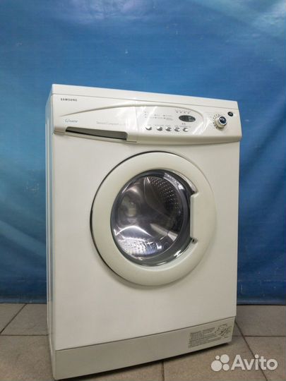 Стиральная машина Samsung. Гарантия и доставка