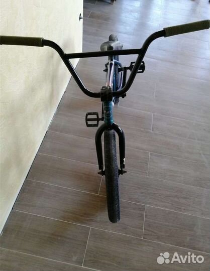 Трюковый велосипед bmx