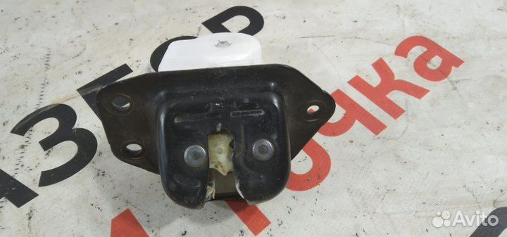 Замок багажника Nissan Juke HR16 2012