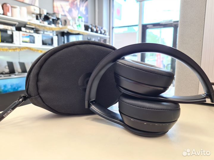 Наушники Beats solo 3 Wireless (хор)