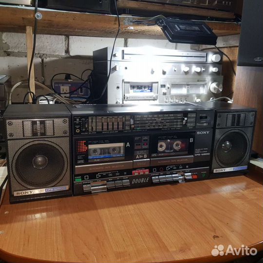 Музыкальный центр sony w600