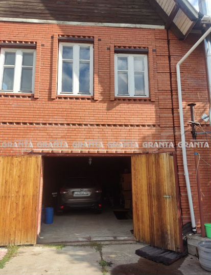 Дом 286 м² на участке 20 сот.