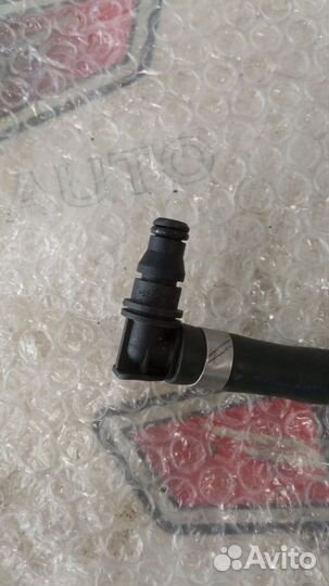 Шланг системы охлаждения Мерседес W204