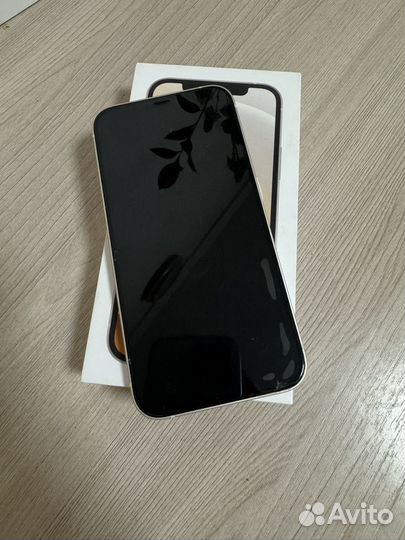 iPhone 12, 64 ГБ