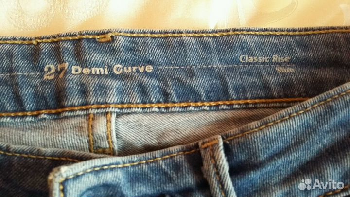 Джинсы Levis 27