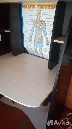 Компьютерный стол