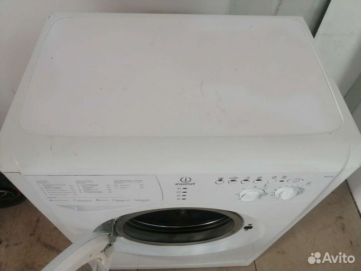 Стиральная машина indesit