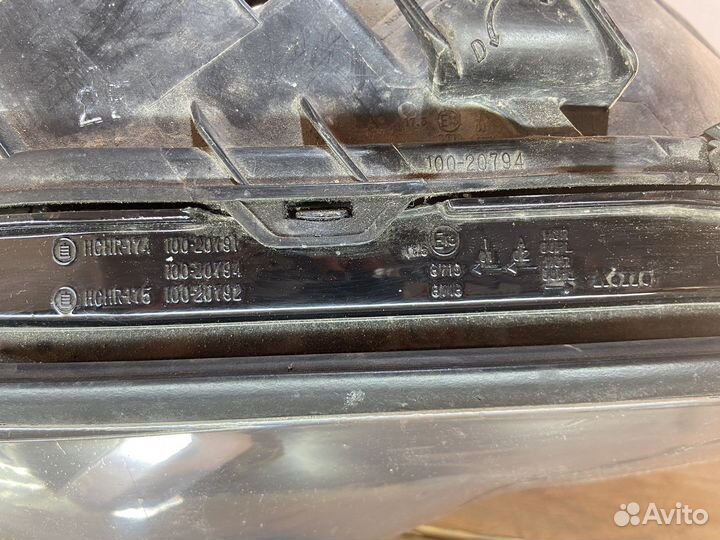 Фара правая Subaru Outback