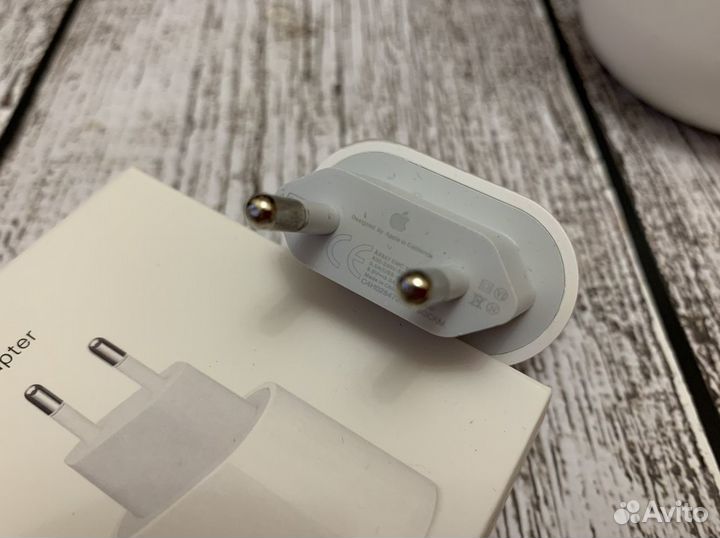 Быстpaя зарядка iPhonе 20w