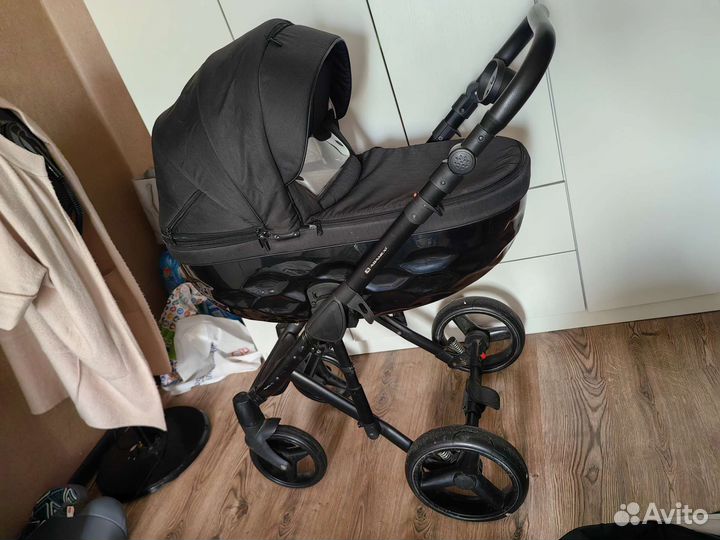 Коляска Adamex Chantal 2 В 1