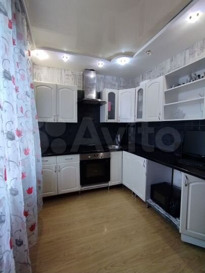 2-к. квартира, 60 м², 3/4 эт.