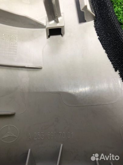 Обшивка стойки Mercedes Glc W253 OM651 2018