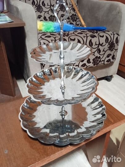 Различная посуда из запасов старины