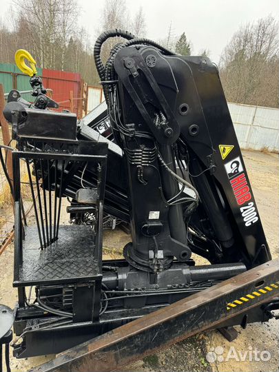 Кму hiab 200C-4, г/п - 7т, стрела 14 м