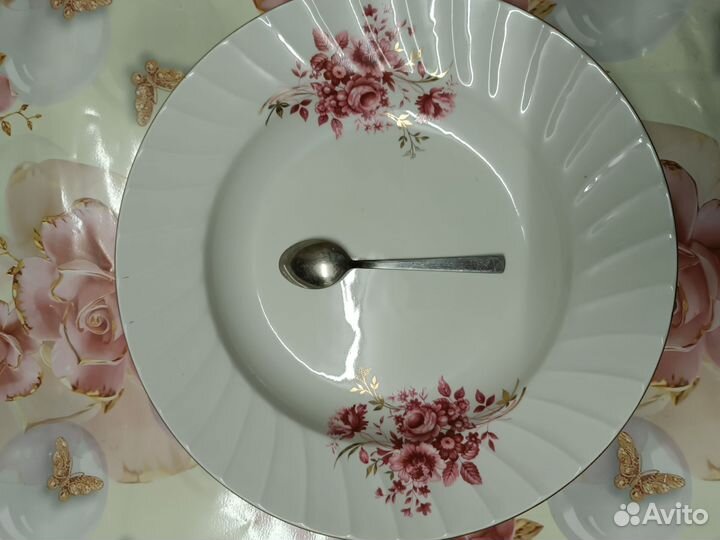 Тарелка большая