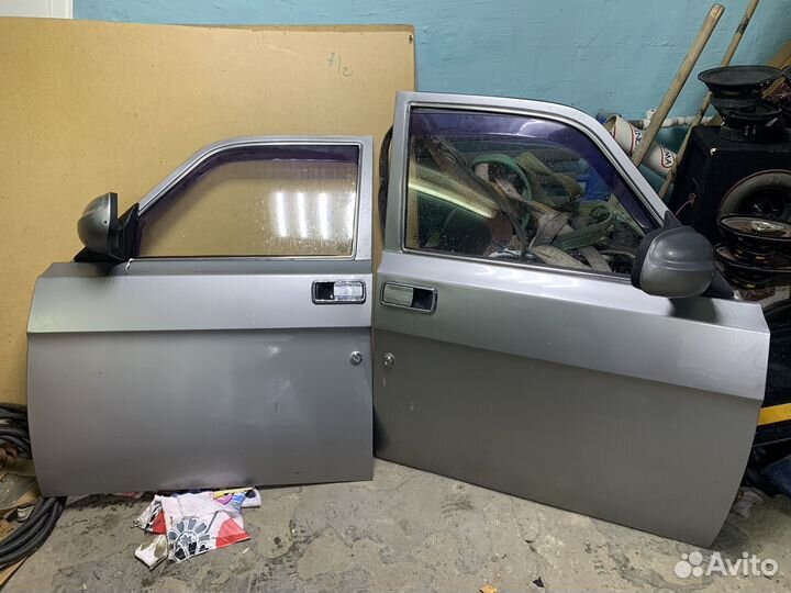 Двери на волгу 31105