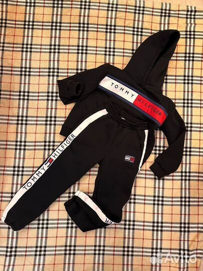 Спортивный костюм Tommy hilfiger женский новый