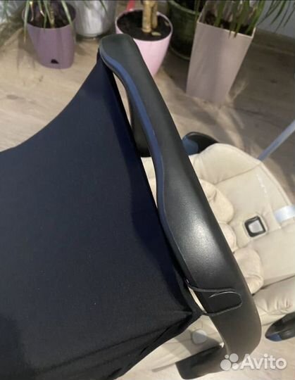 Автолюлька maxi cosi rock бежевая