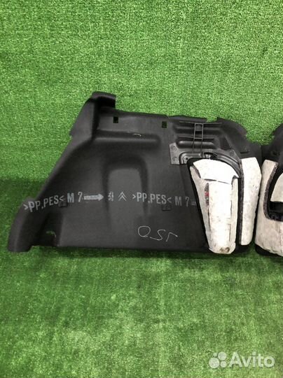 Обшивка багажника Peugeot 308