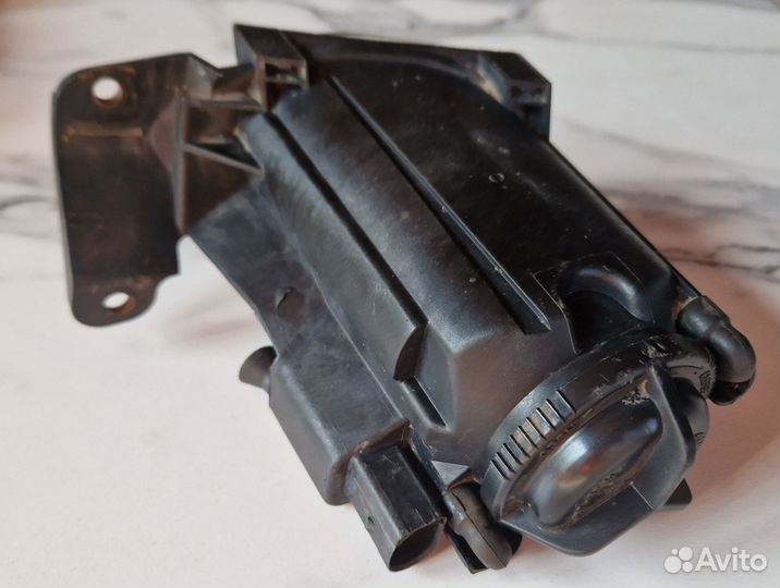 Противотуманная фара на ауди а6 с5 правая