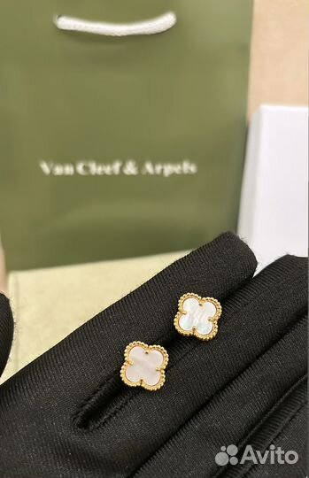 Van Cleef & Arpels серьги Sweet Alhambra mini