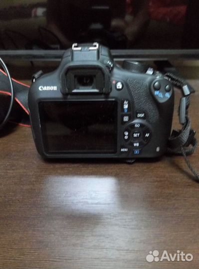 Canon EOS 1200D