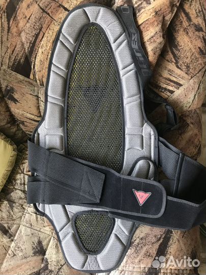 Защита спины Dainese (черепаха). Новая