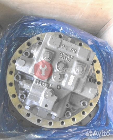 Мотор хода Komatsu 706-8L-01030