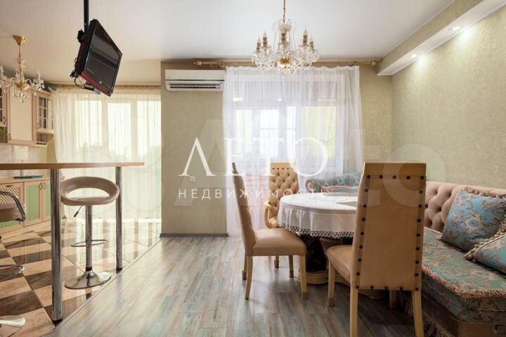 4-к. квартира, 118 м², 5/5 эт.