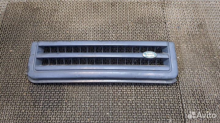 Решетка радиатора Land Rover Discovery 2, 2001