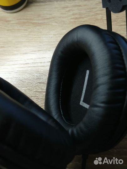 Студийные наушники AKG K72 Оригинал