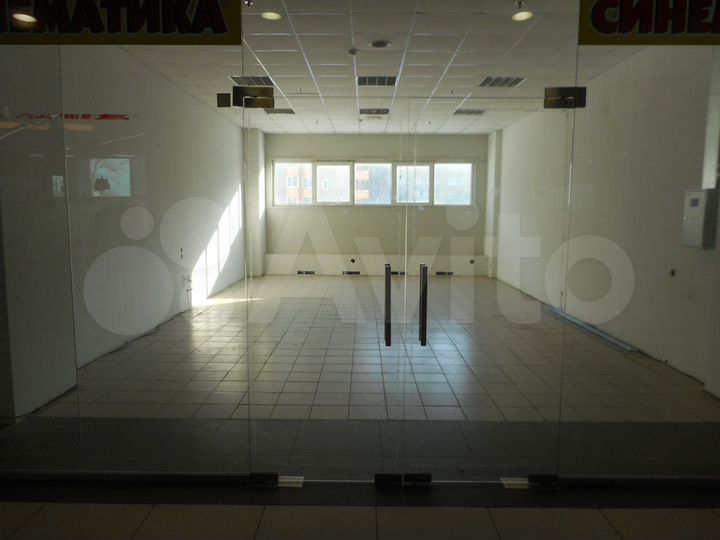 Сдам торговое помещение, 145 м²