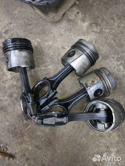 Поршень шатун Ford Transit 1988г. 4ab двигатель