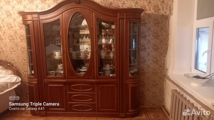 Стенка горка в гостиную бу