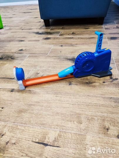 Конструктор трасс Hot Wheels небесный прыжок