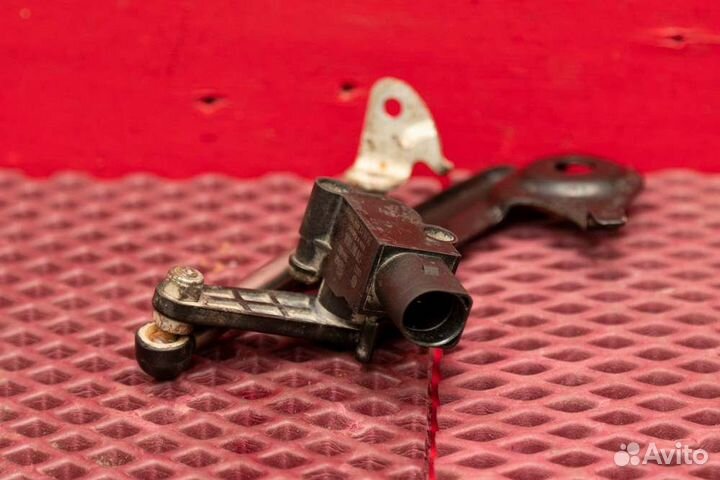 Датчик уровня кузова Audi A6 C7 chva 2013