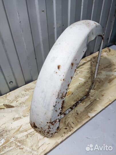 Переднее крыло Рига 16