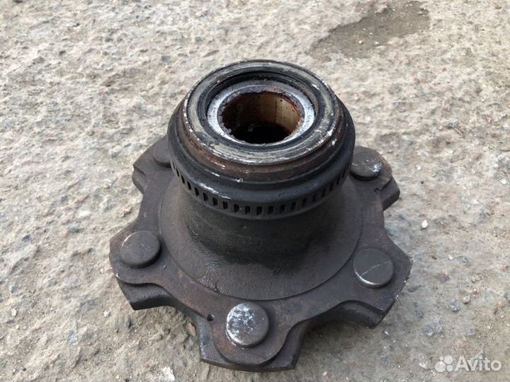Ступица передняя Hyundai Mighty Ex8 D4CC 2022