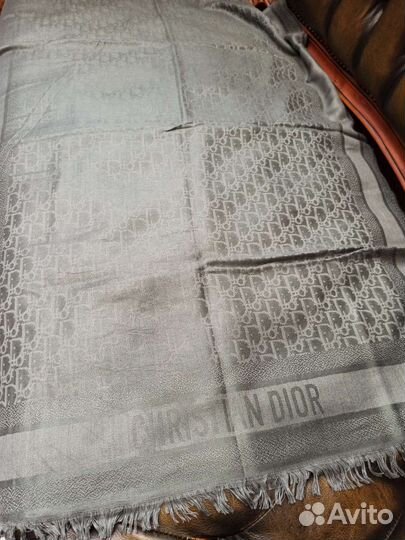 Палантин теплый christian dior италия