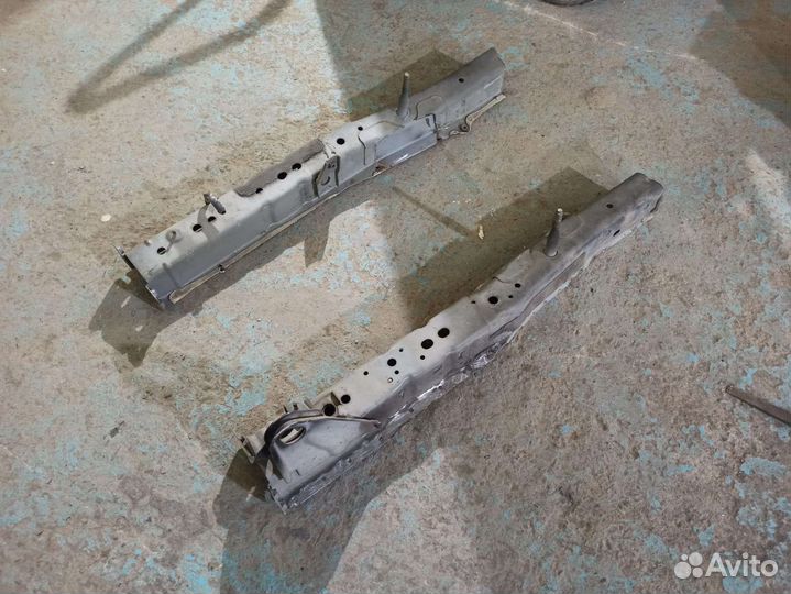 Лонжерон задний левый, правый nissan x-trail t30