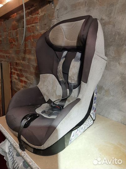 Детское автокресло Chicco isofix 9-18