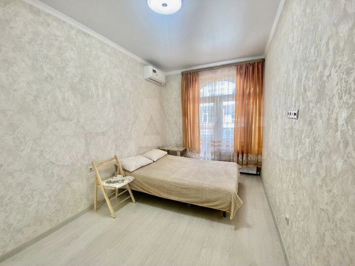 2-к. квартира, 44 м², 3/3 эт.