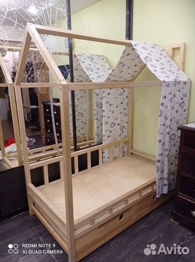 Кровать домик деревянная бу