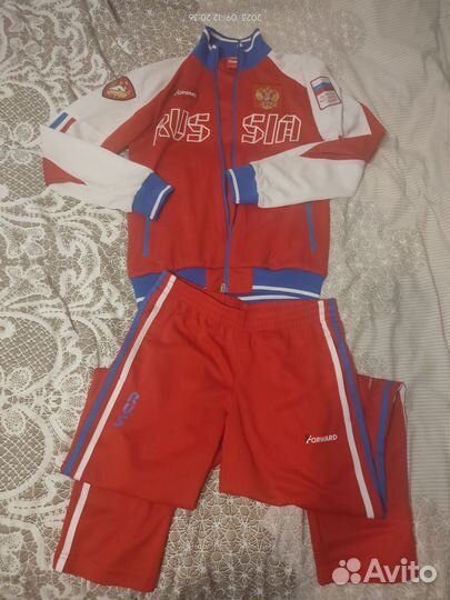 Женский спортивный костюм forward