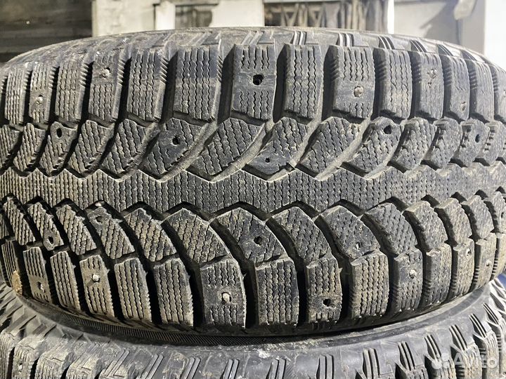 Bridgestone Blizzak Spike-01 195/55 R15